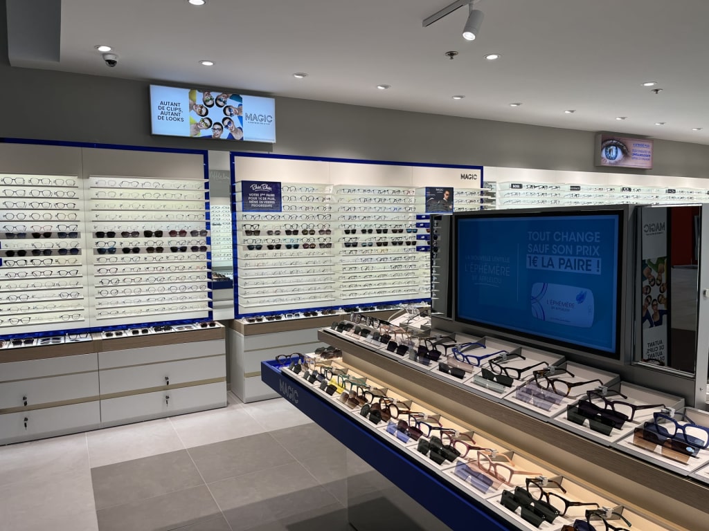 Magasin Opticien C.C. Carrefour Saint Jacques 03100 MONTLUÇON intérieur