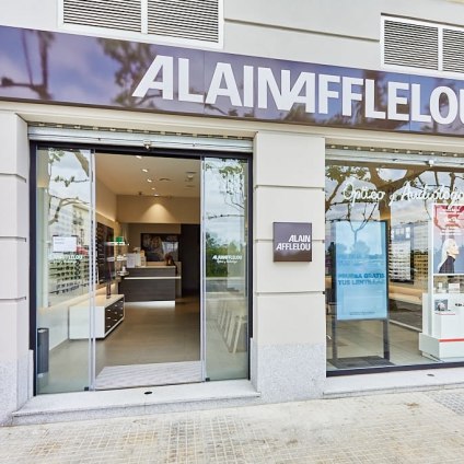 Tienda audiólogo Avenida Colon, 21E 06480 MONTIJO