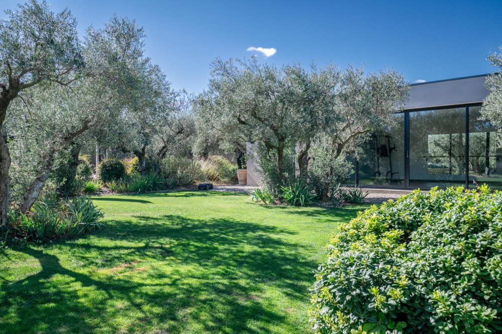 Photographs of Villa du Souvenir villa in Provence - Image 15 of 59