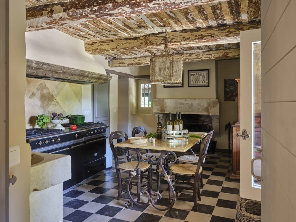 Photographs of Mas d’Argent villa in Provence - Image 11 of 35