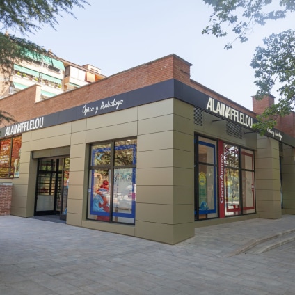 Tienda Óptico Sector descubridores, 47 28760 Tres Cantos interior