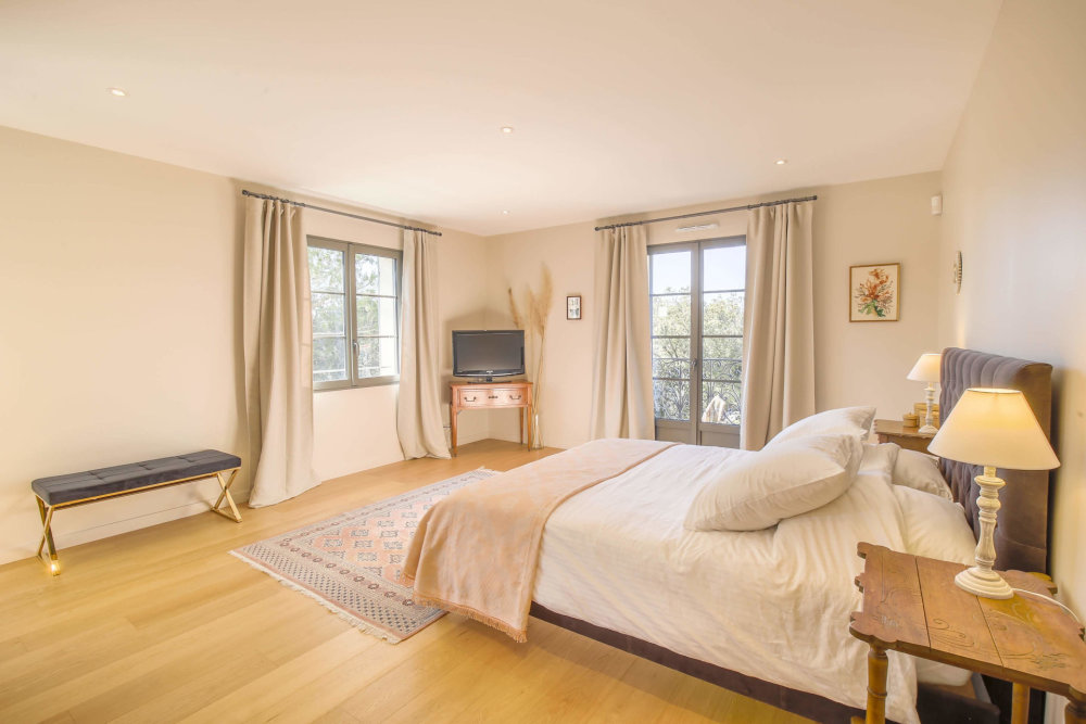Photographs of Bastide des Carrieres villa in Provence - Image 33 of 43