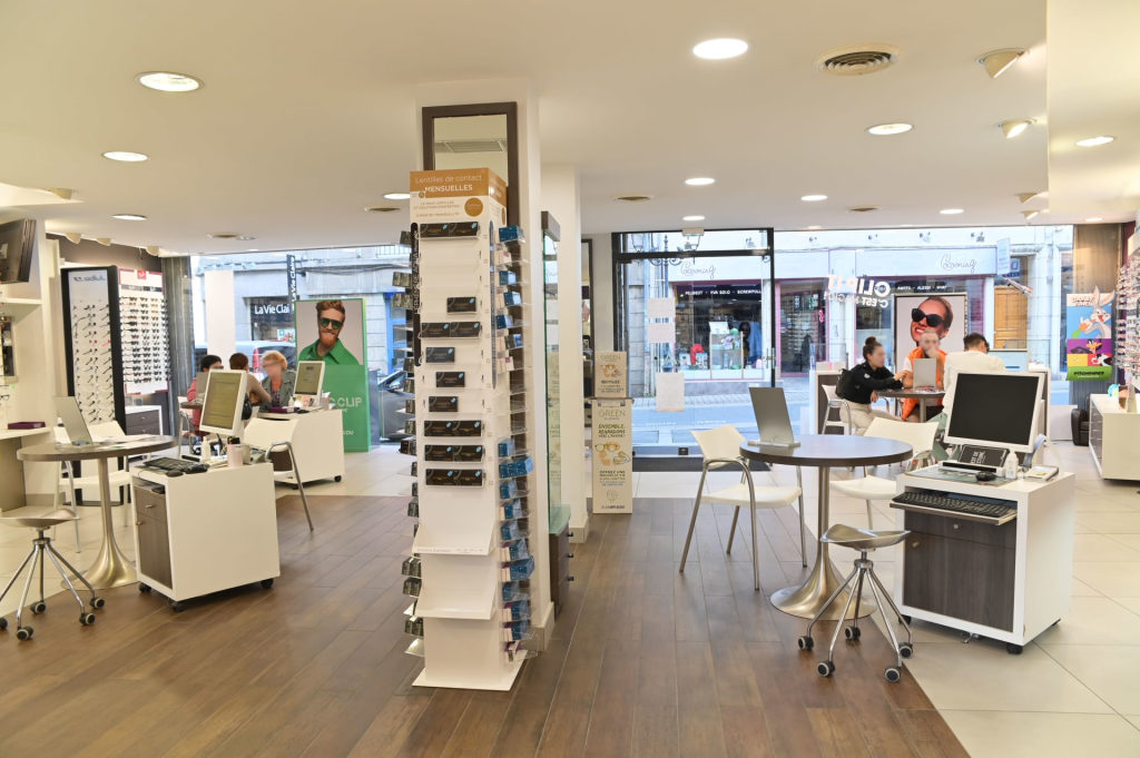 Magasin Opticien 66 rue Ville Pépin 35400 SAINT-MALO intérieur