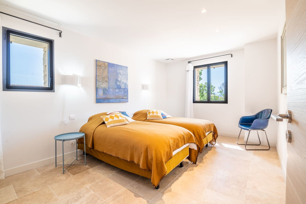 Photographs of La Belle Vie villa in Provence - Image 17 of 33