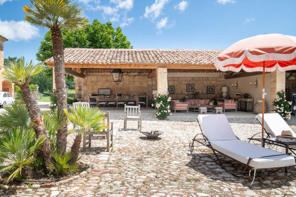 Photographs of Mas des Traditions villa in Provence - Image 4 of 41