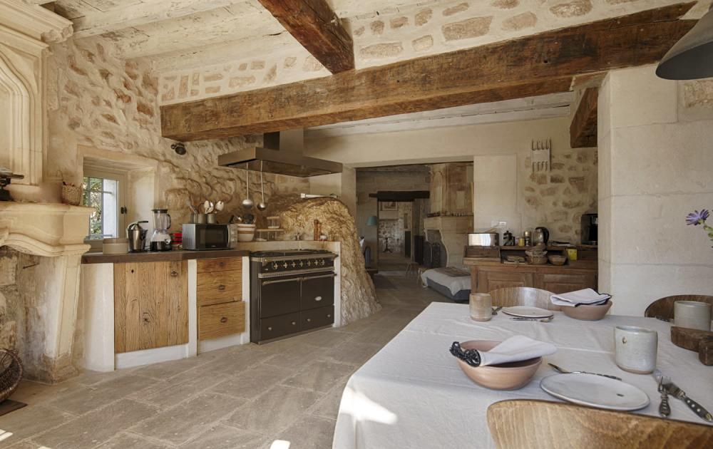Photographs of L’Aqueduc villa in Provence - Image 7 of 37