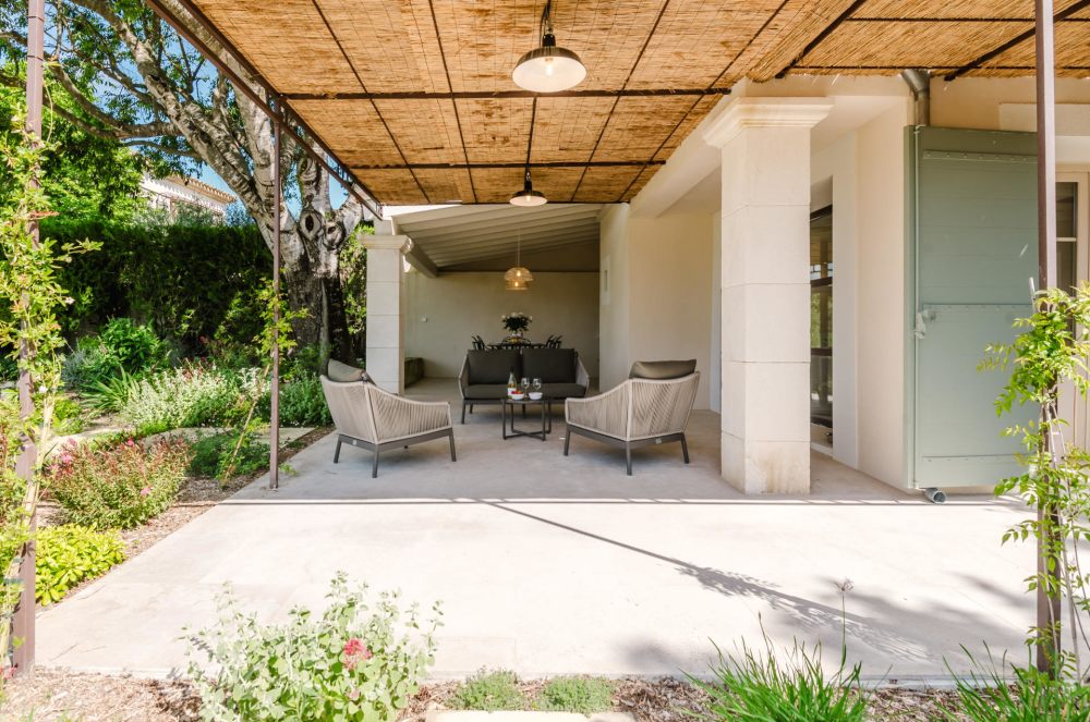 Photographs of Bijou de Paradou villa in Provence - Image 31 of 36