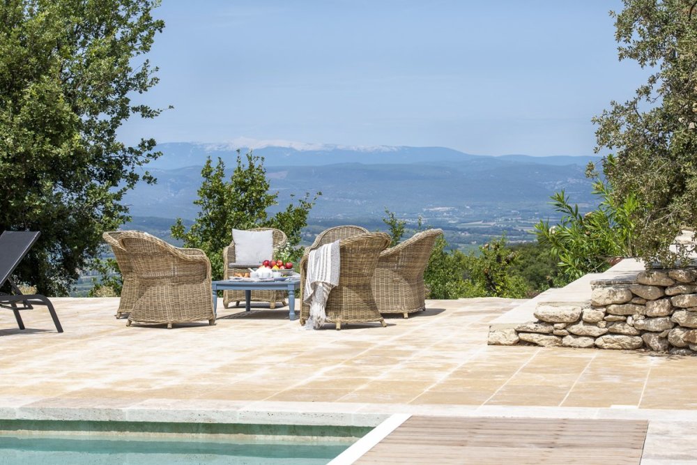 Photographs of Mas du Ciel villa in Provence - Image 1 of 44