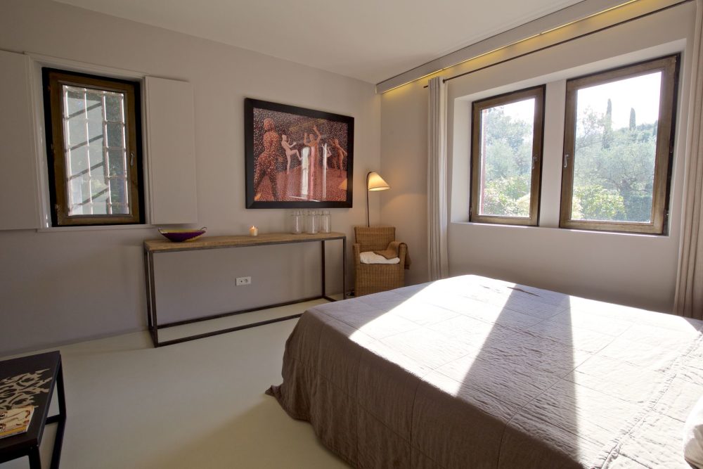 Photographs of Mas des Randonneurs villa in Provence - Image 14 of 41