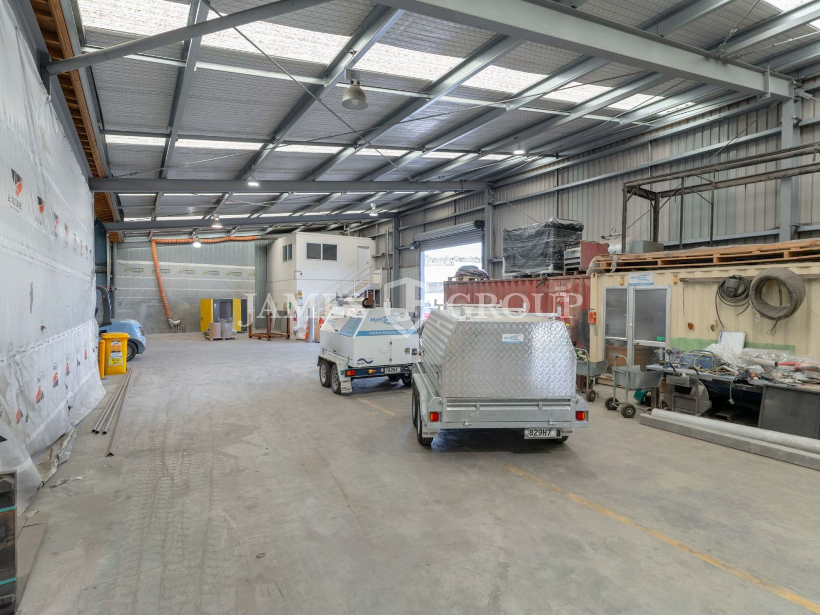 Functional Tilt-slab Warehouse With Office