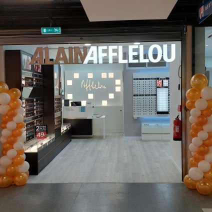 Loja Optometrista Rua Do Visconde De Anadia, 27 - Centro Comercial Anadia Loja 47 9050-020 Funchal indoor