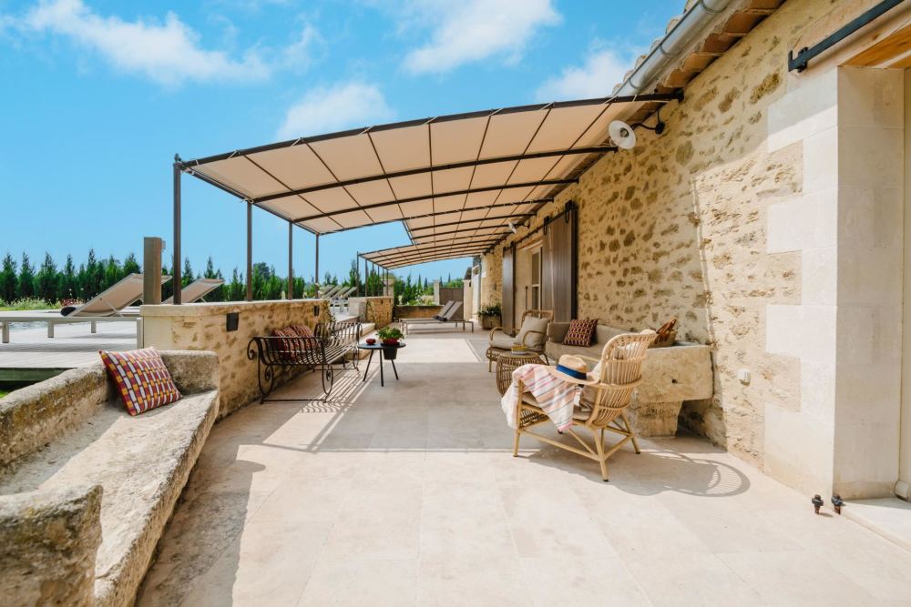 Photographs of Mas de l’Ebéniste villa in Provence - Image 36 of 49