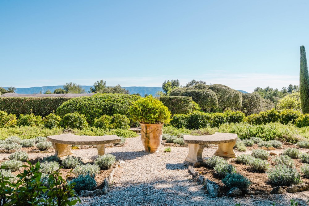 Photographs of Mas des Imberts villa in Provence - Image 47 of 48