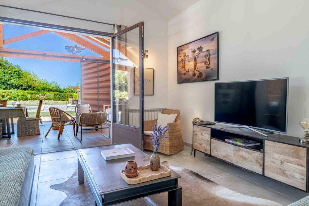 Photographs of New! Mas Capeline villa in Provence - Image 7 of 36