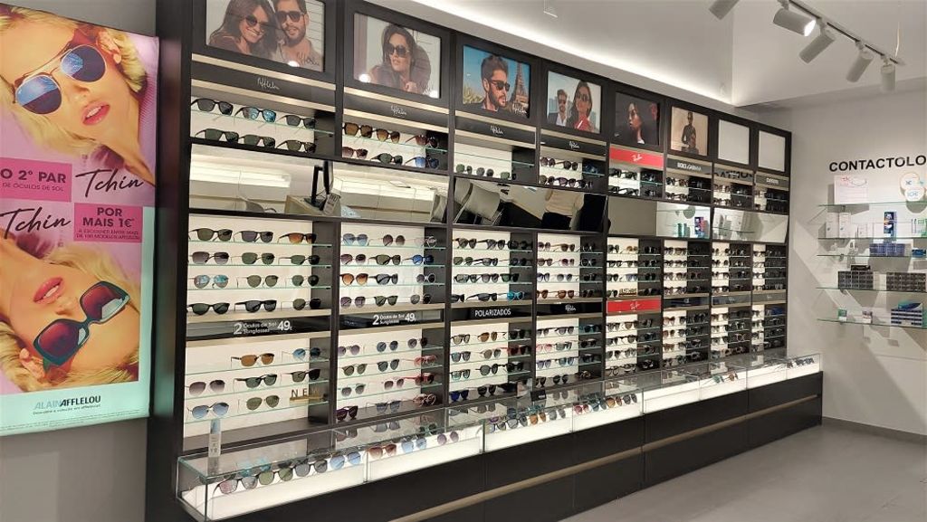 Loja Optometrista C.C. Parque Nascente, Lj 315 . Piso 0 Praceta Parque Nascente, 35 4435-182 RIO TINTO indoor