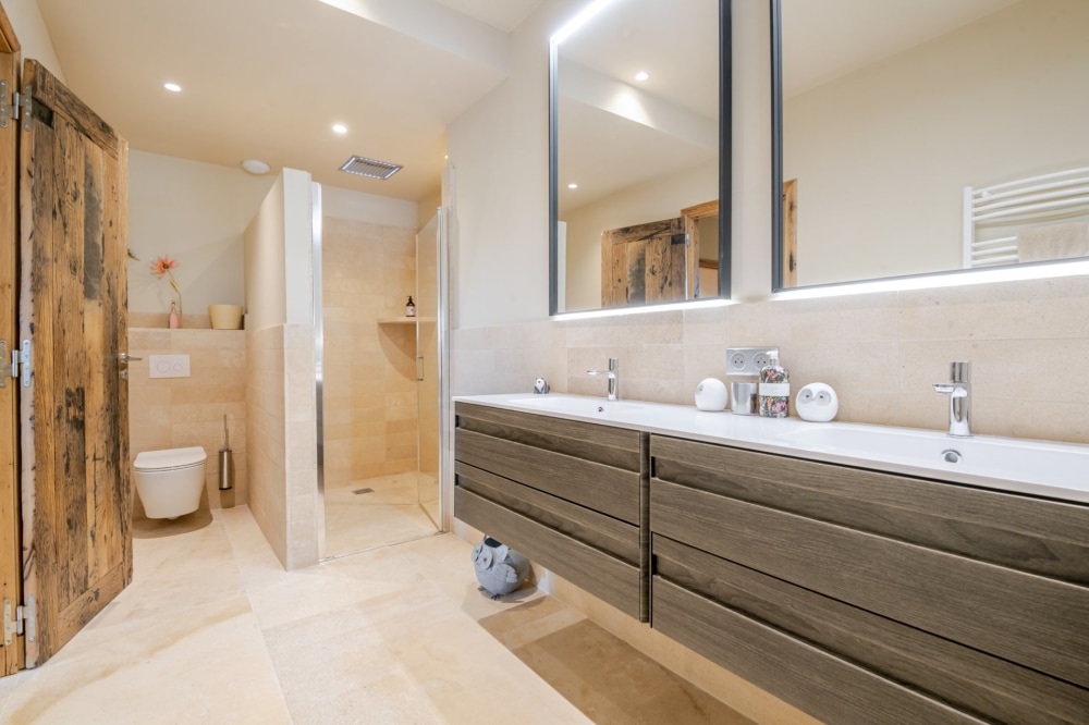 Photographs of Mas des Sources villa in Provence - Image 24 of 41
