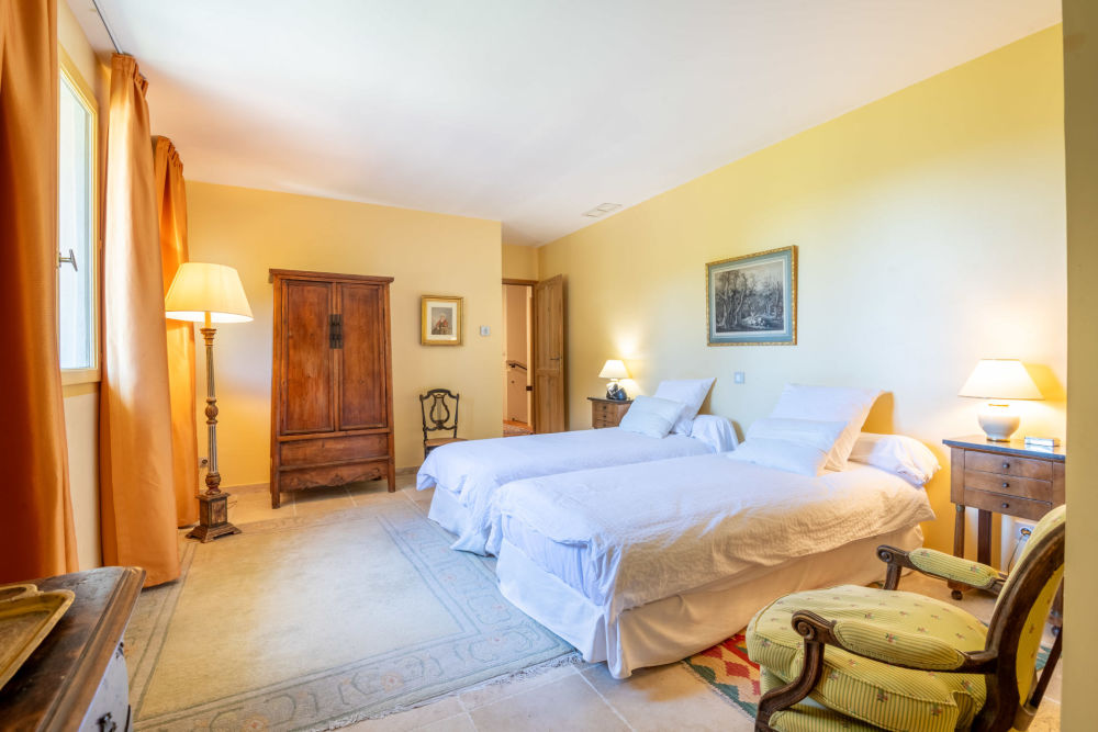 Photographs of Mas de Montolivet villa in Provence - Image 36 of 42
