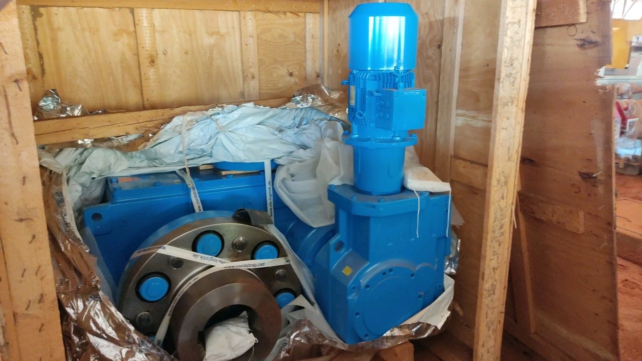 FLENDER H2 SH 12 A Industrial Geared Motor – 440 kW