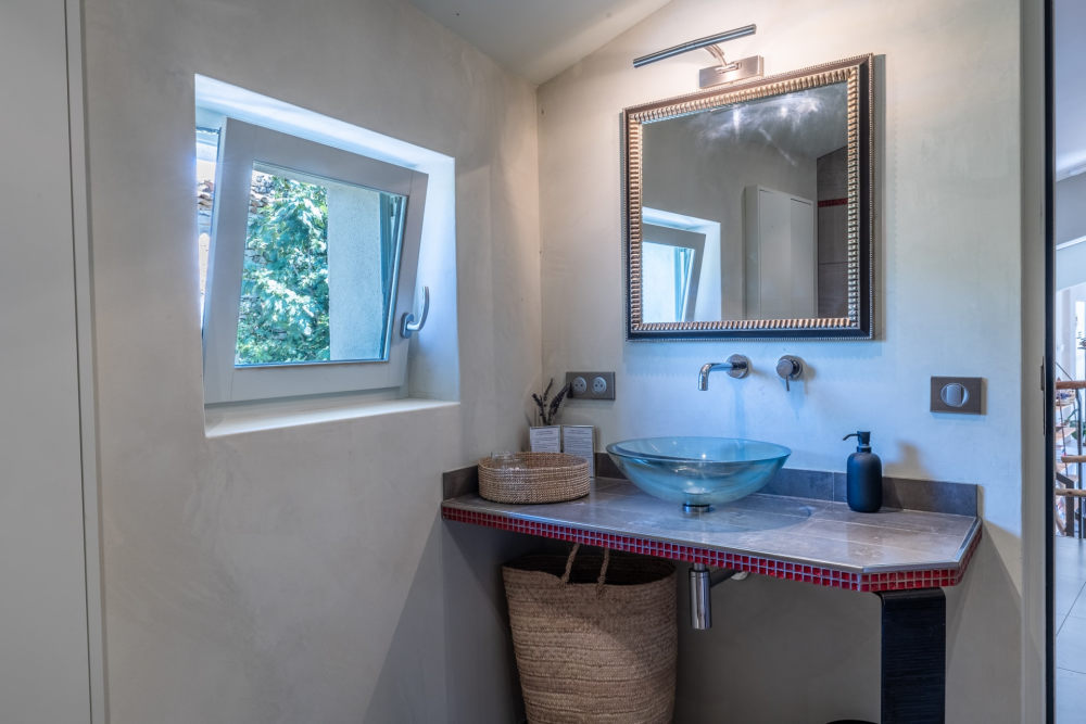 Photographs of Villa Caseneuve villa in Provence - Image 22 of 42