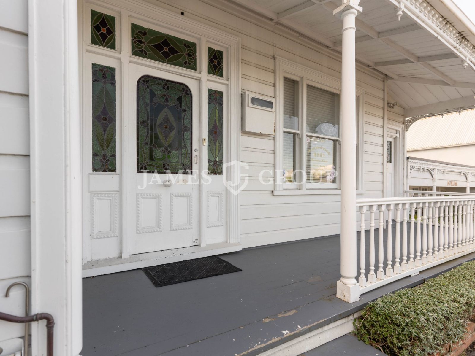 Move-in Ready Office In Prime Location