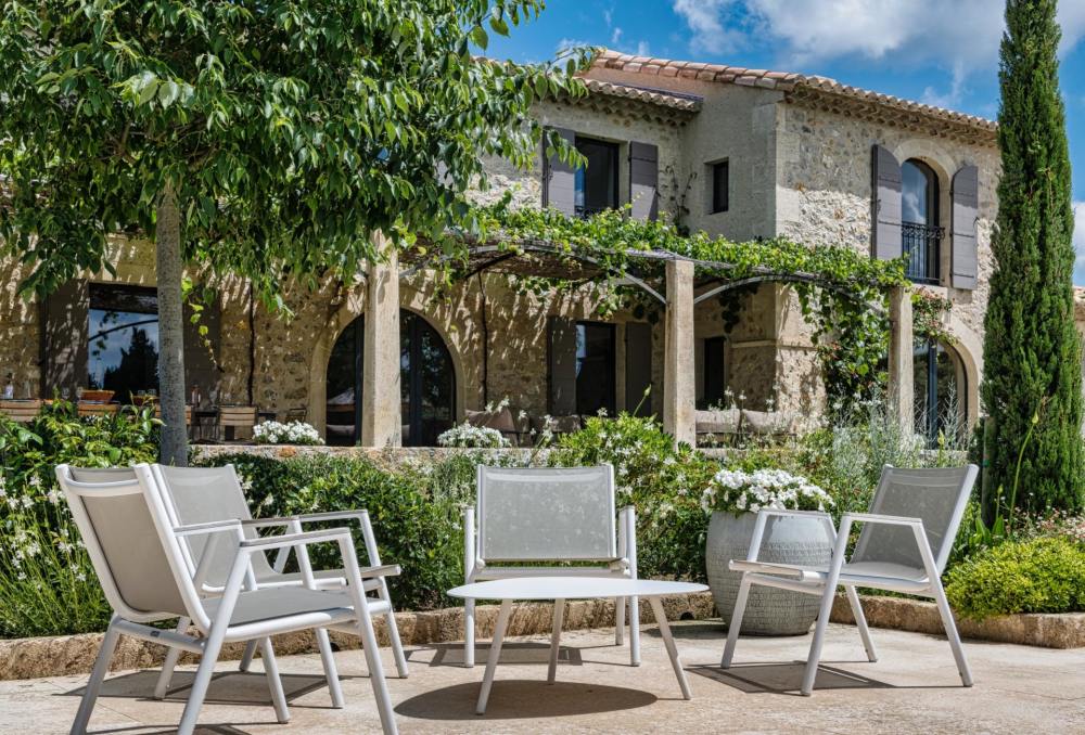 Photographs of Mas Helios villa in Provence - Image 43 of 44