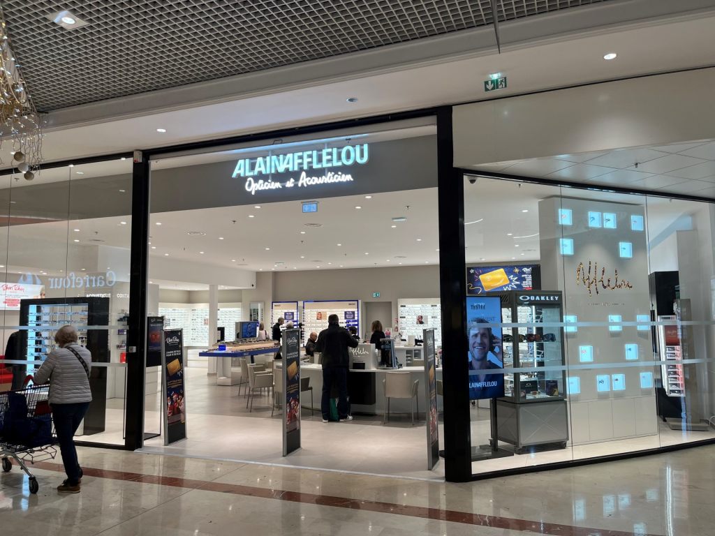Magasin audioprothesiste C.C. Carrefour - Chemin Saint Claude 06600 ANTIBES extérieur