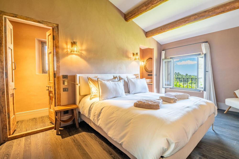Photographs of Mas Allure villa in Provence - Image 42 of 60