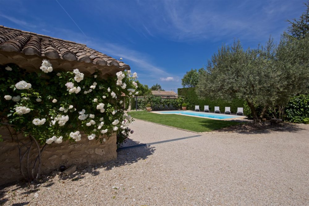 Photographs of La Cour villa in Provence - Image 32 of 34