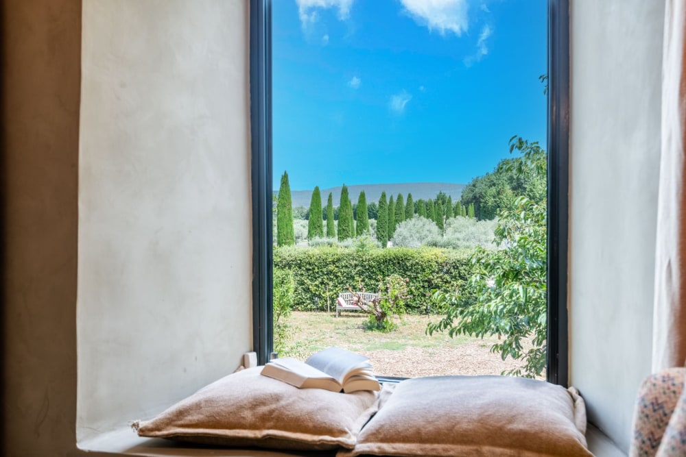 Photographs of Bastide de la Senancole villa in Provence - Image 36 of 52