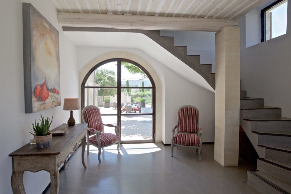 Photographs of Mas des Platanes villa in Provence - Image 16 of 36