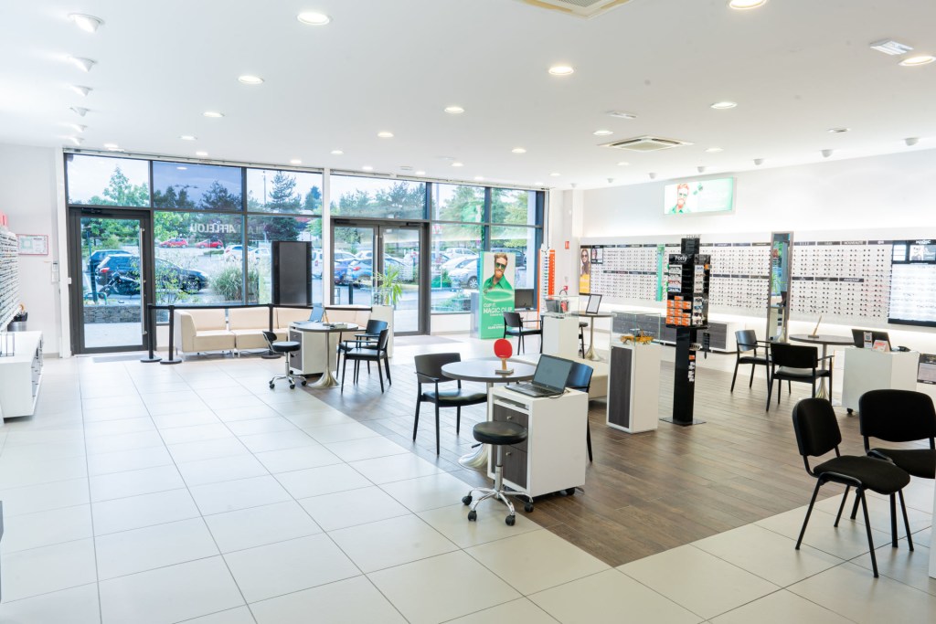 Magasin Opticien Zone Nord - Family Village 87000 LIMOGES intérieur