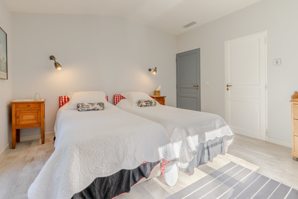 Photographs of Mas de l’Ermitage villa in Provence - Image 30 of 39