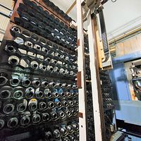 5 axis Machining Center-MCM - Image 9