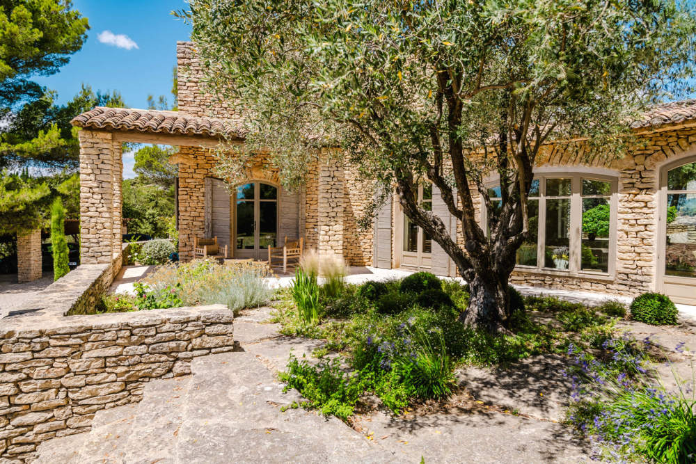 Photographs of Le Hameau de Sénanque villa in Provence - Image 15 of 60