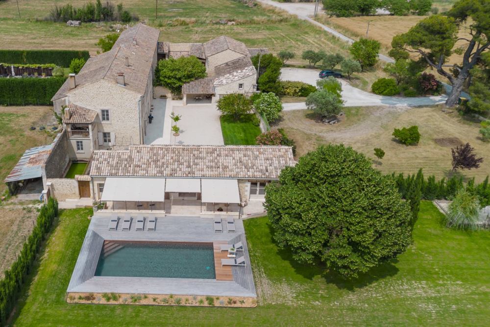 Photographs of Mas de l’Ebéniste villa in Provence - Image 49 of 49