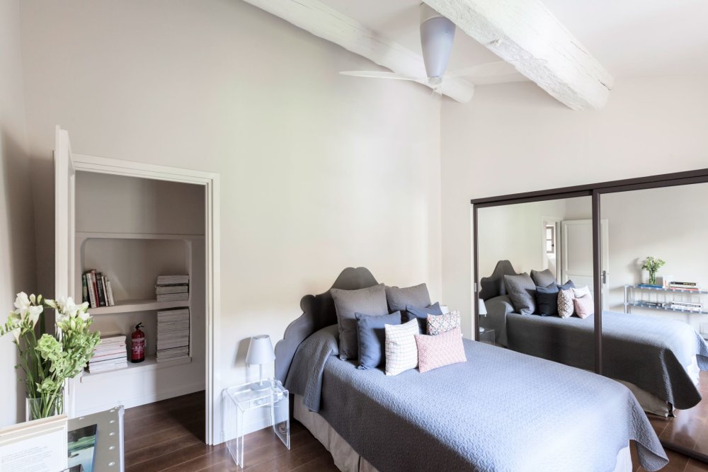 Photographs of Mas la Calade villa in Provence - Image 24 of 38
