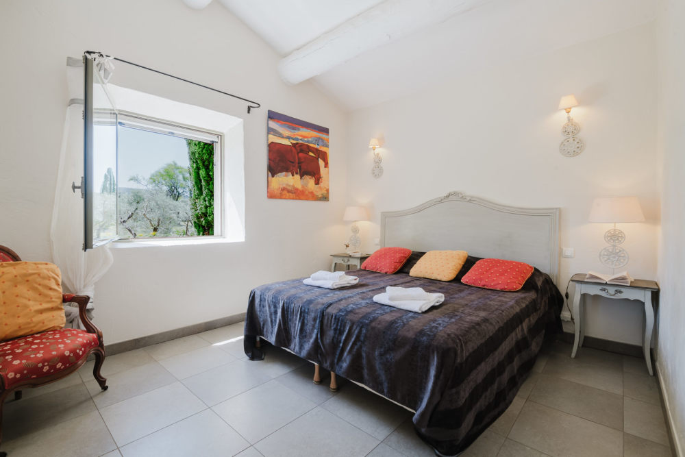 Photographs of Mas des Nénuphars villa in Provence - Image 25 of 54