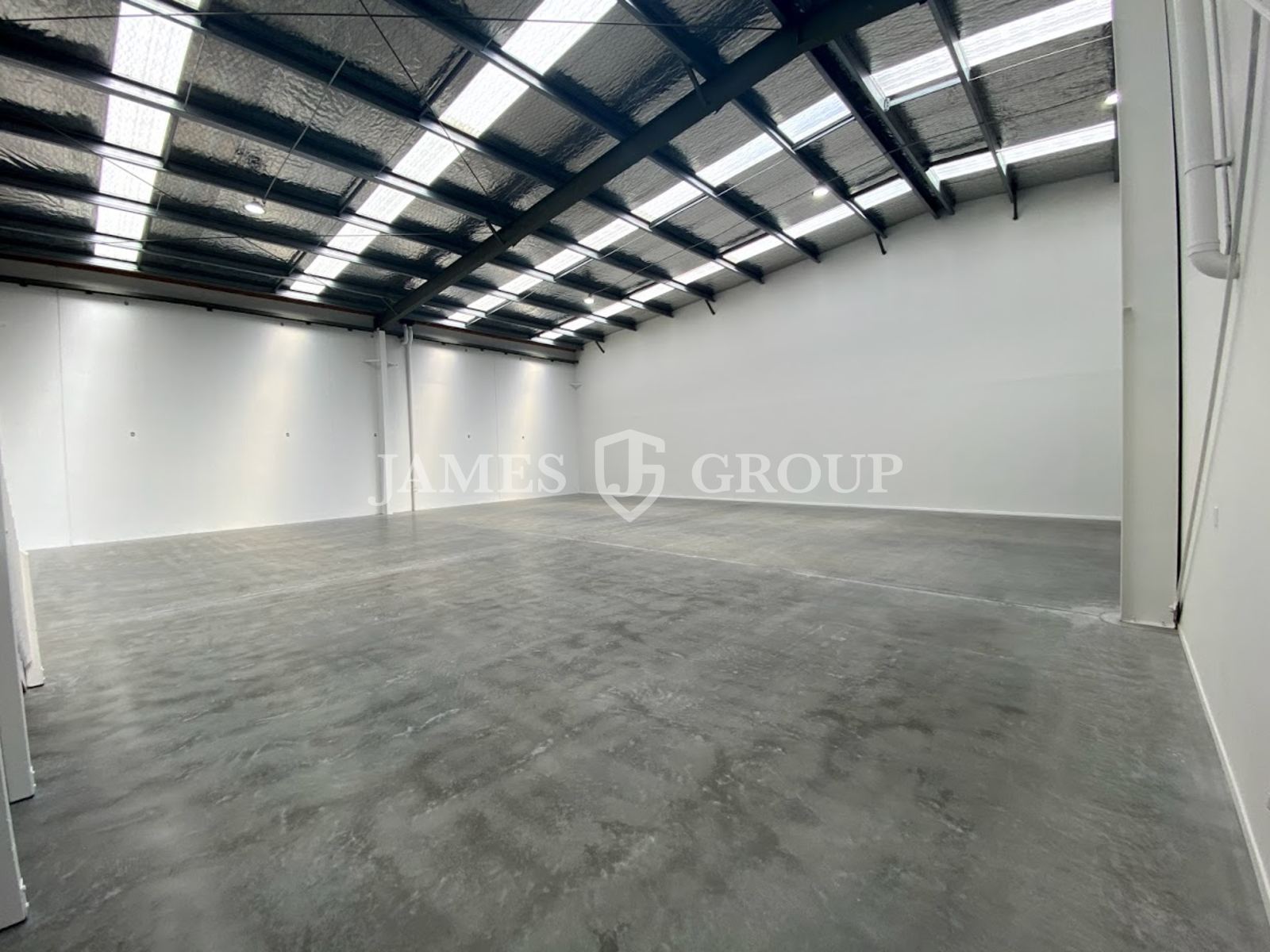 Refurbished & Ready | 465m² Penrose Warehouse