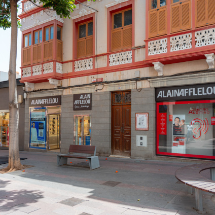 Tienda audiólogo Avenida de la Constitución, 25 35200 TELDE interior