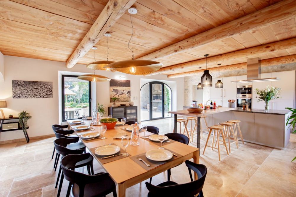 Photographs of Mas Eole villa in Provence - Image 8 of 39