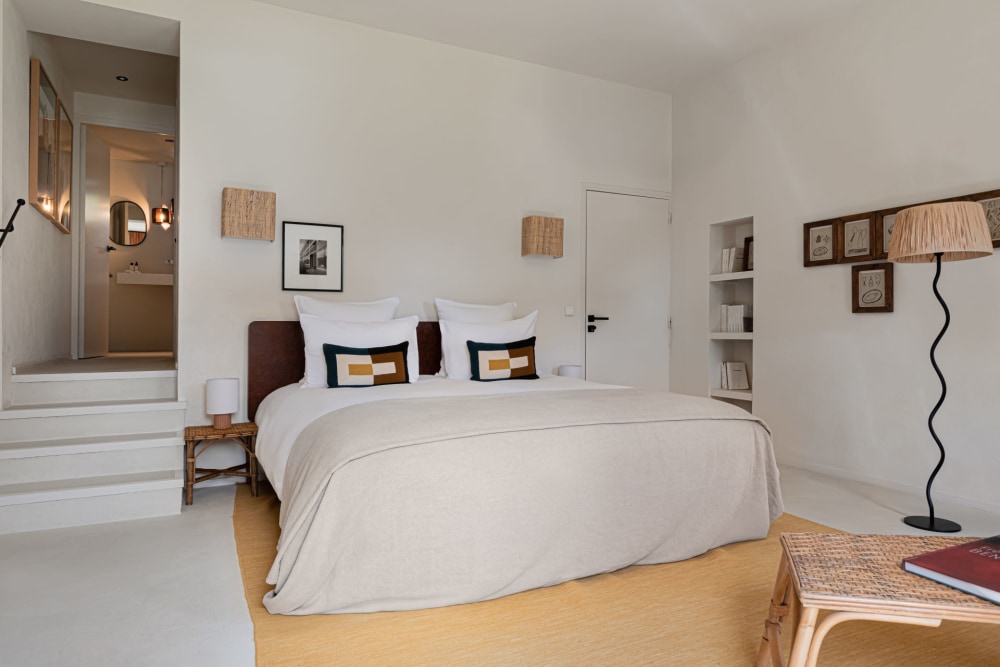 Photographs of Mas du Rocher des Baux villa in Provence - Image 23 of 47