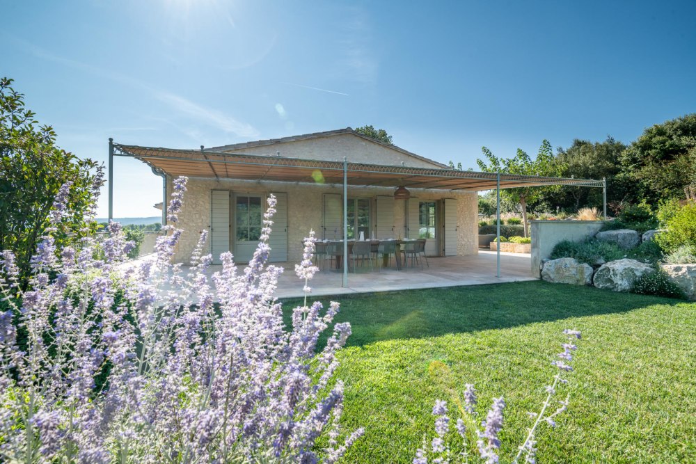 Photographs of Mas des Mimosas villa in Provence - Image 15 of 47
