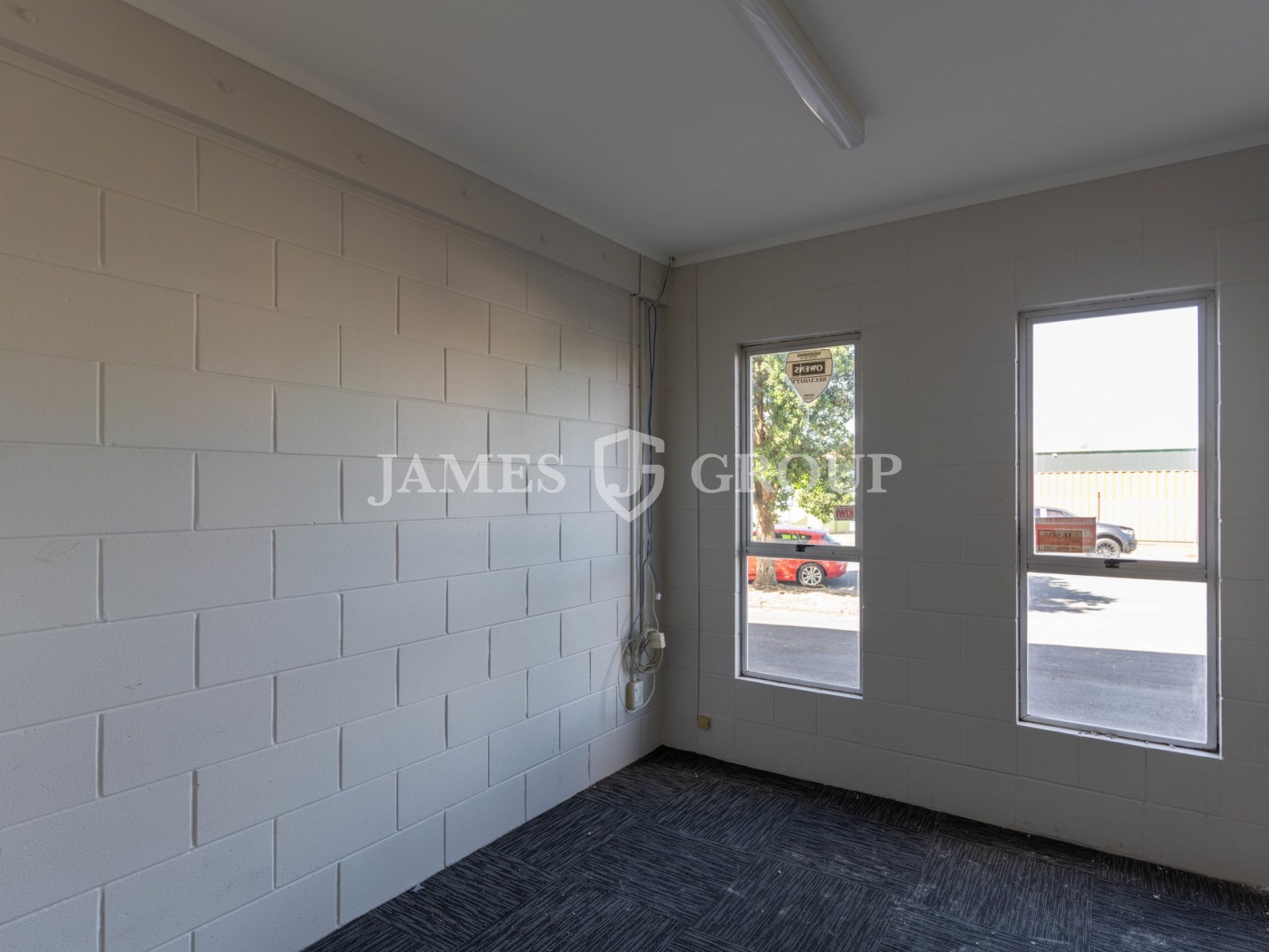 For Sale – Vacant High Stud Warehouse & Yard