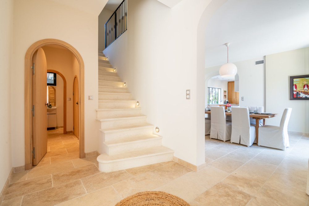 Photographs of Mas de Verlaine villa in Provence - Image 20 of 42