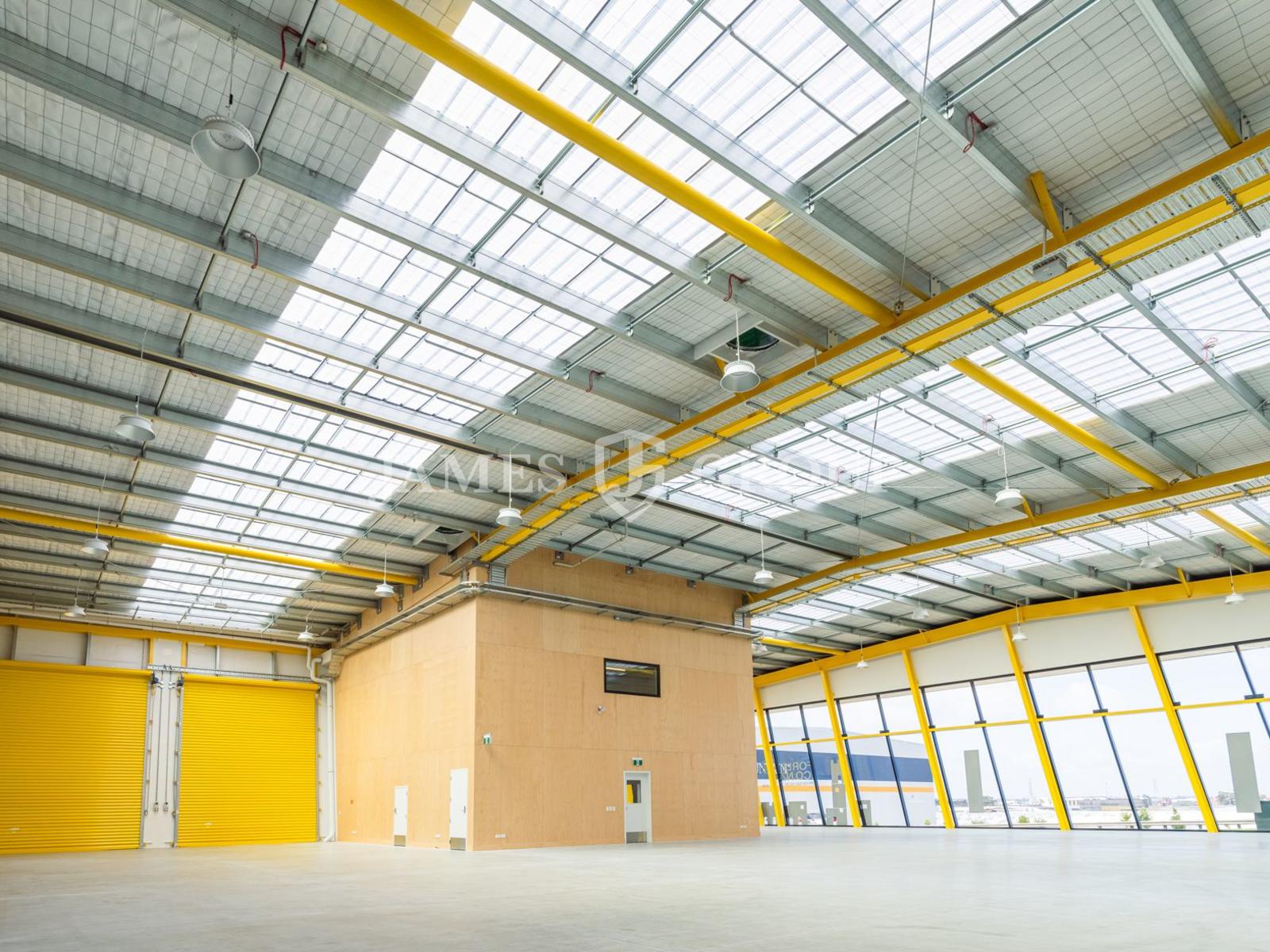 961sqm Penrose Warehouse With Massive Profile