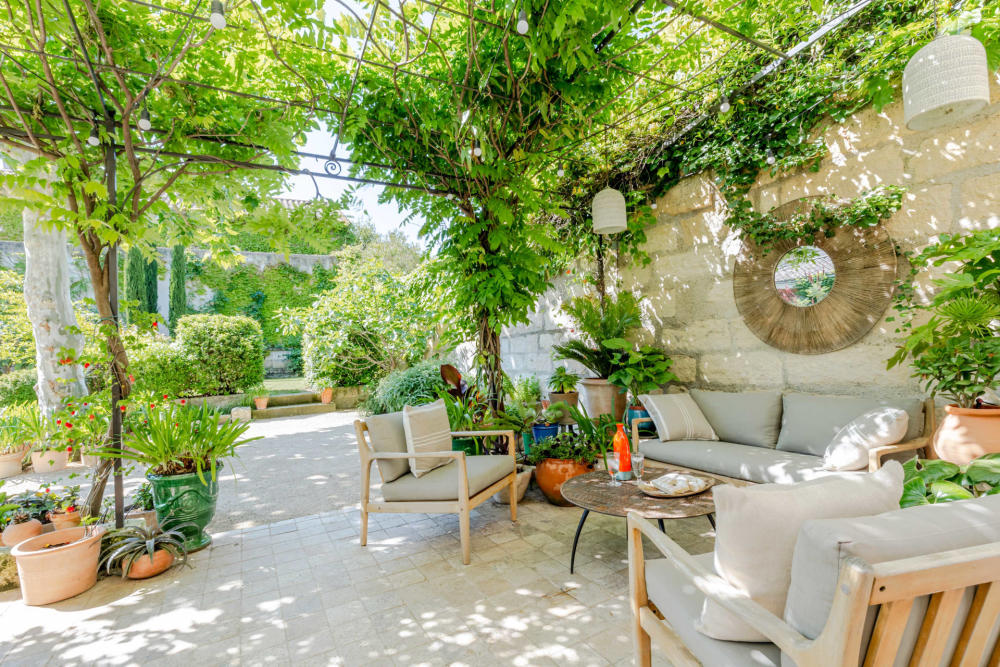 Photographs of Mas du Poète villa in Provence - Image 11 of 39