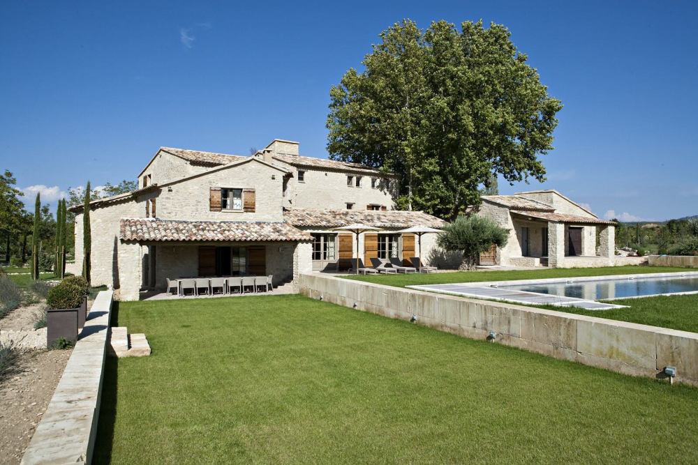 Photographs of Bastide du Calavon villa in Provence - Image 52 of 57