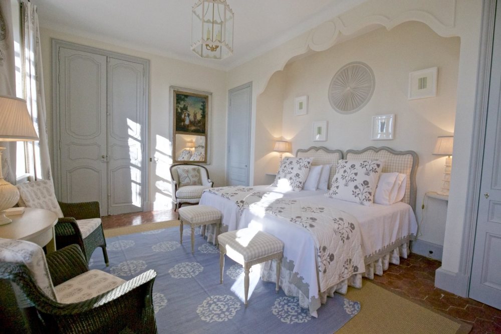 Photographs of Mas de Paradis villa in Provence - Image 25 of 49