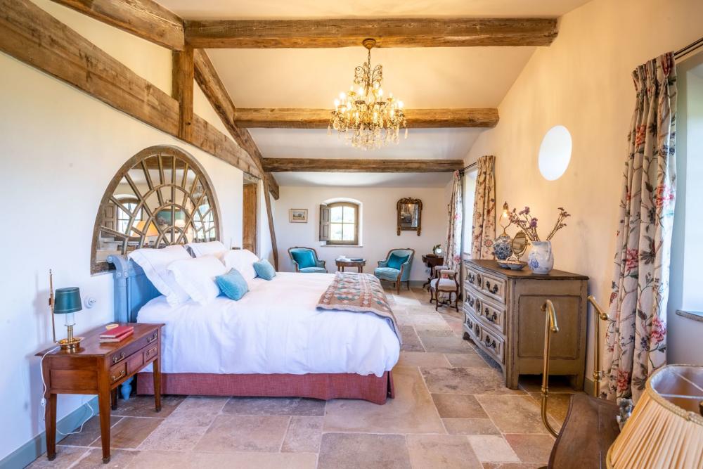 Photographs of Domaine du Lys villa in Provence - Image 14 of 45