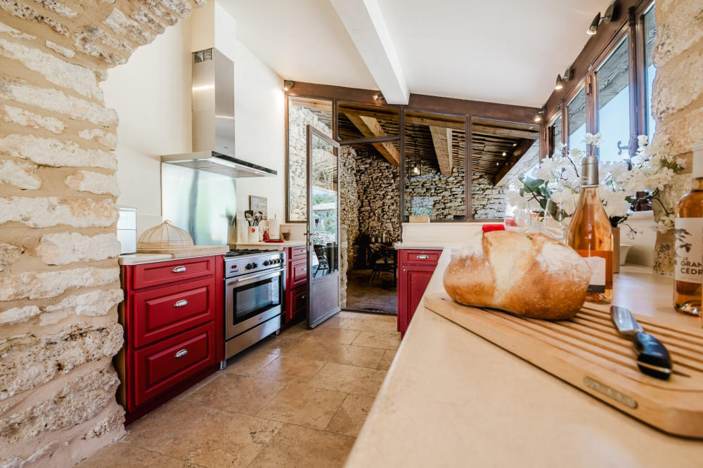 Photographs of Mas Ambre villa in Provence - Image 11 of 51